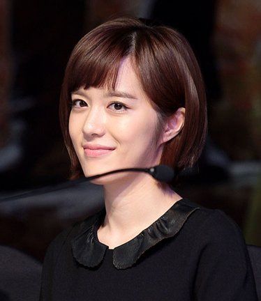 百年的新娘扮演者杨真诚