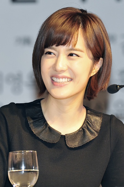 《百年的新娘》罗斗琳扮演者杨真诚个人资料