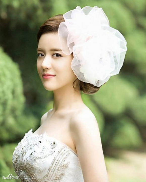 《百年的新娘》罗斗琳扮演者杨真诚个人资料