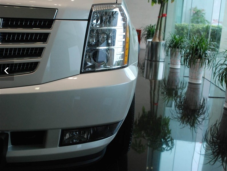 一仆二主张嘉译开的车凯迪拉克2012款高清图片