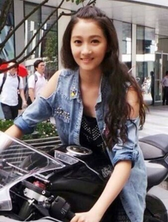 妻子的谎言中陈璞玉的扮演者关晓彤的个人资料