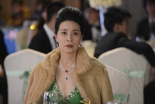 我的媳妇是女王中安琪儿是谁演的？安琪儿的饰演者顾艳的个人资料