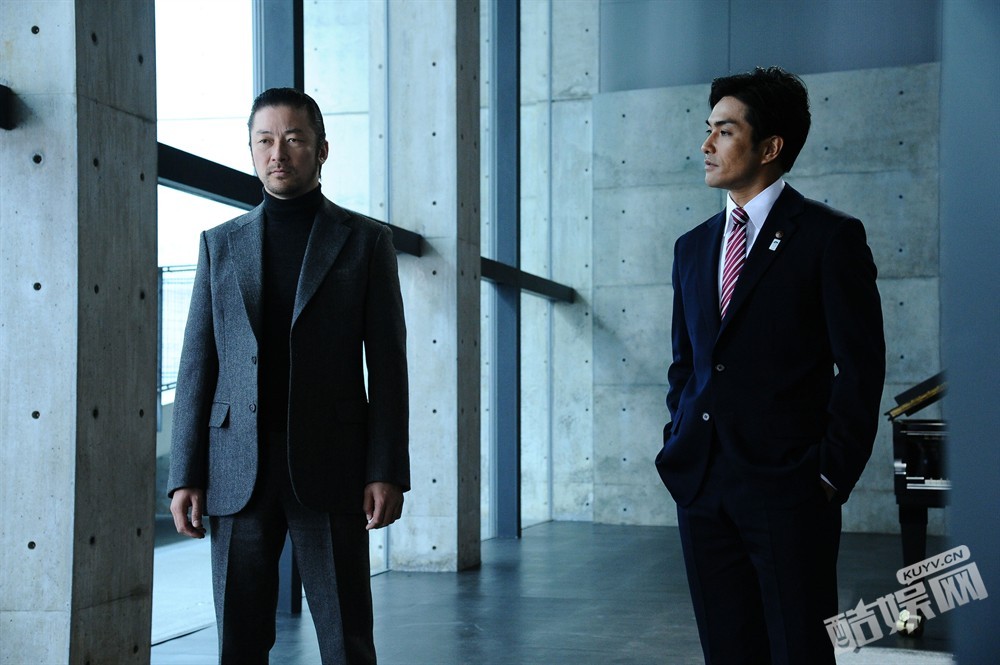 电影《寄生兽》官方剧照  电影《寄生兽》高清剧照、海报、发布会照片汇总