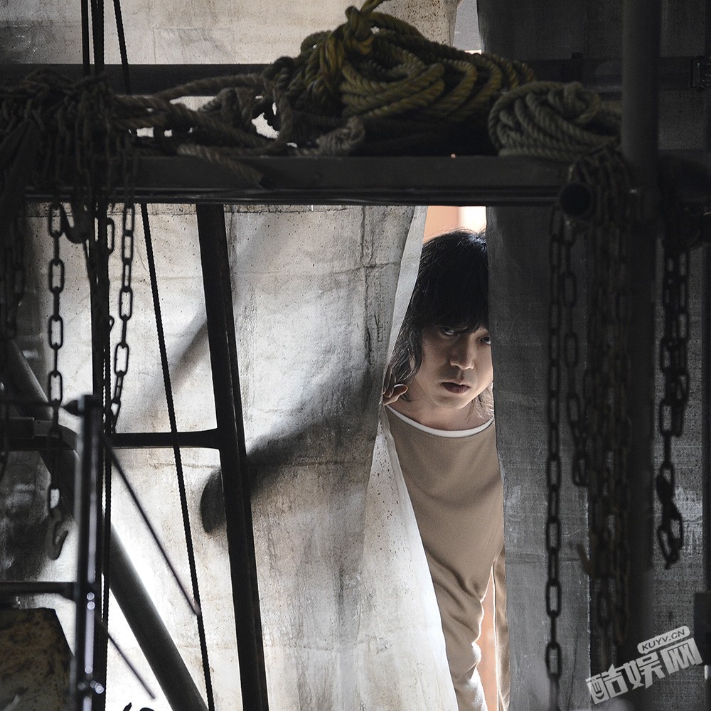 电影《寄生兽》官方剧照  电影《寄生兽》高清剧照、海报、发布会照片汇总