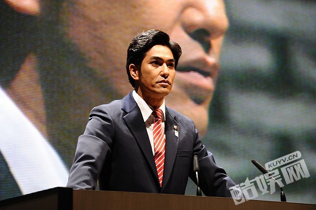 电影《寄生兽》官方剧照  电影《寄生兽》高清剧照、海报、发布会照片汇总