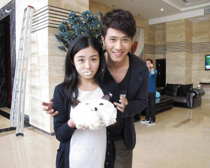 彭冠英绯闻女友张含韵 彭冠英个人资料简介