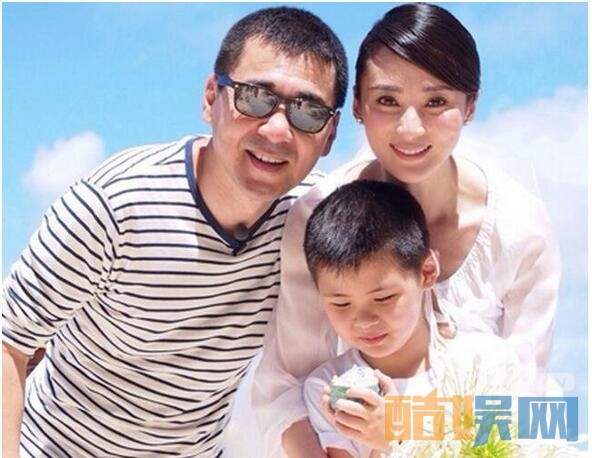 蒋勤勤离婚了吗？蒋勤勤陈建斌离婚是真的吗？蒋勤勤离婚原因是什么？