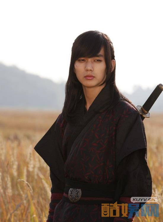 《武士白东修》剧照