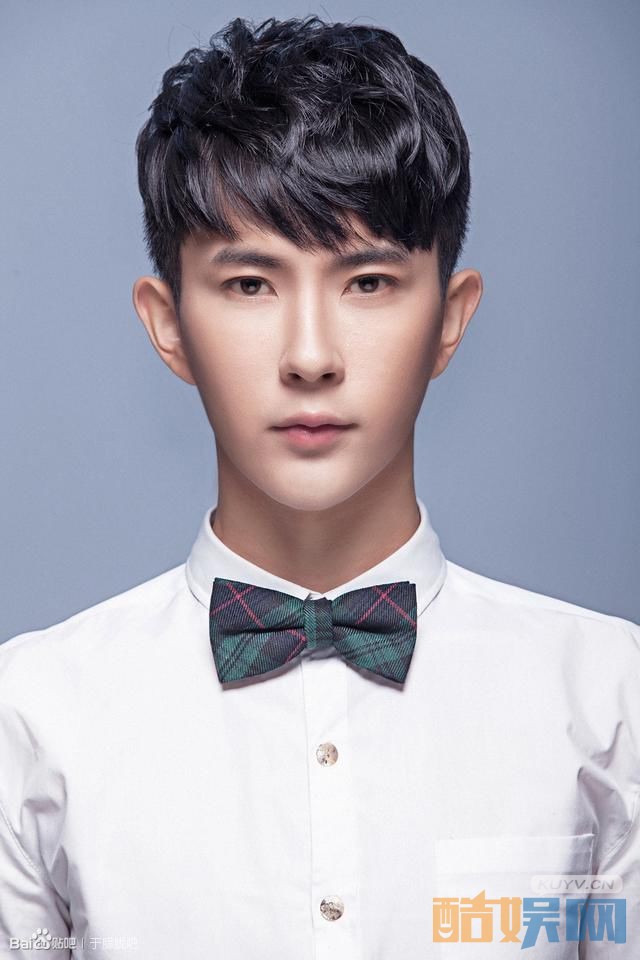 于朦胧帅气写真