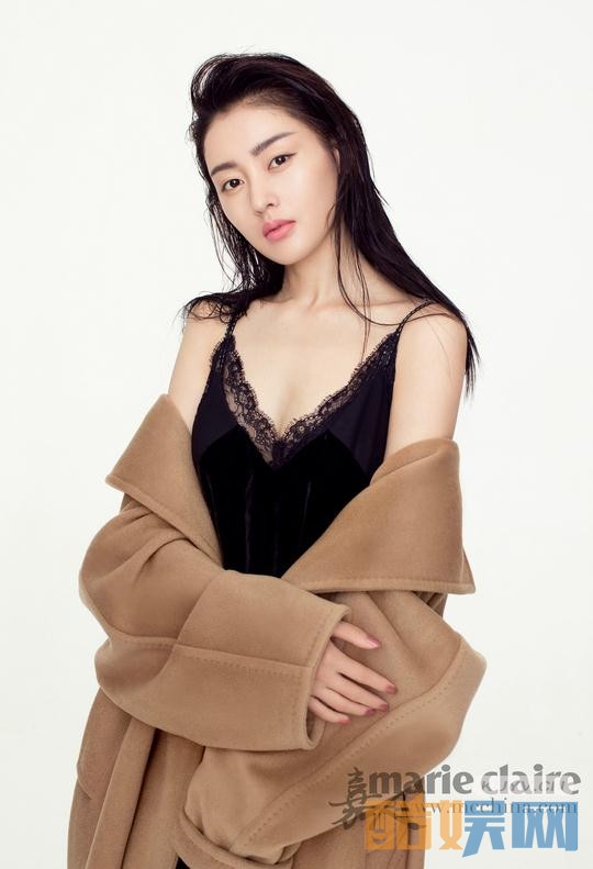 张天爱嘉人杂志照