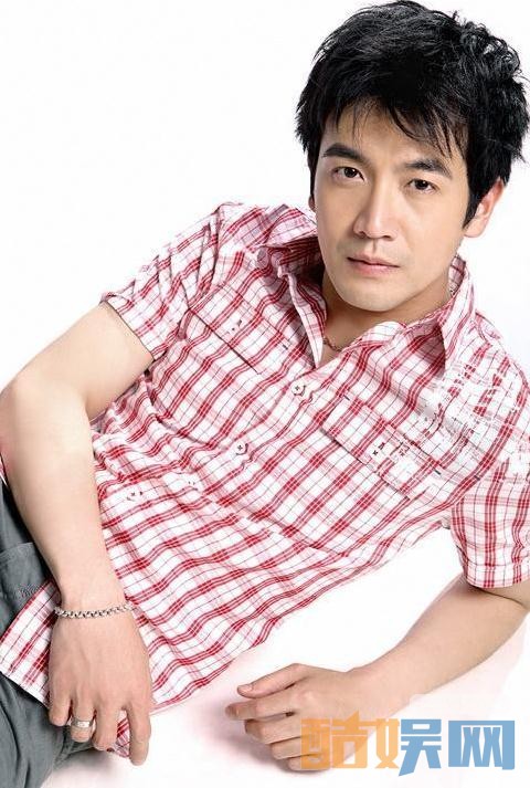 三生三世十里桃花折颜是谁扮演的？折颜扮演者张智尧个人资料简介