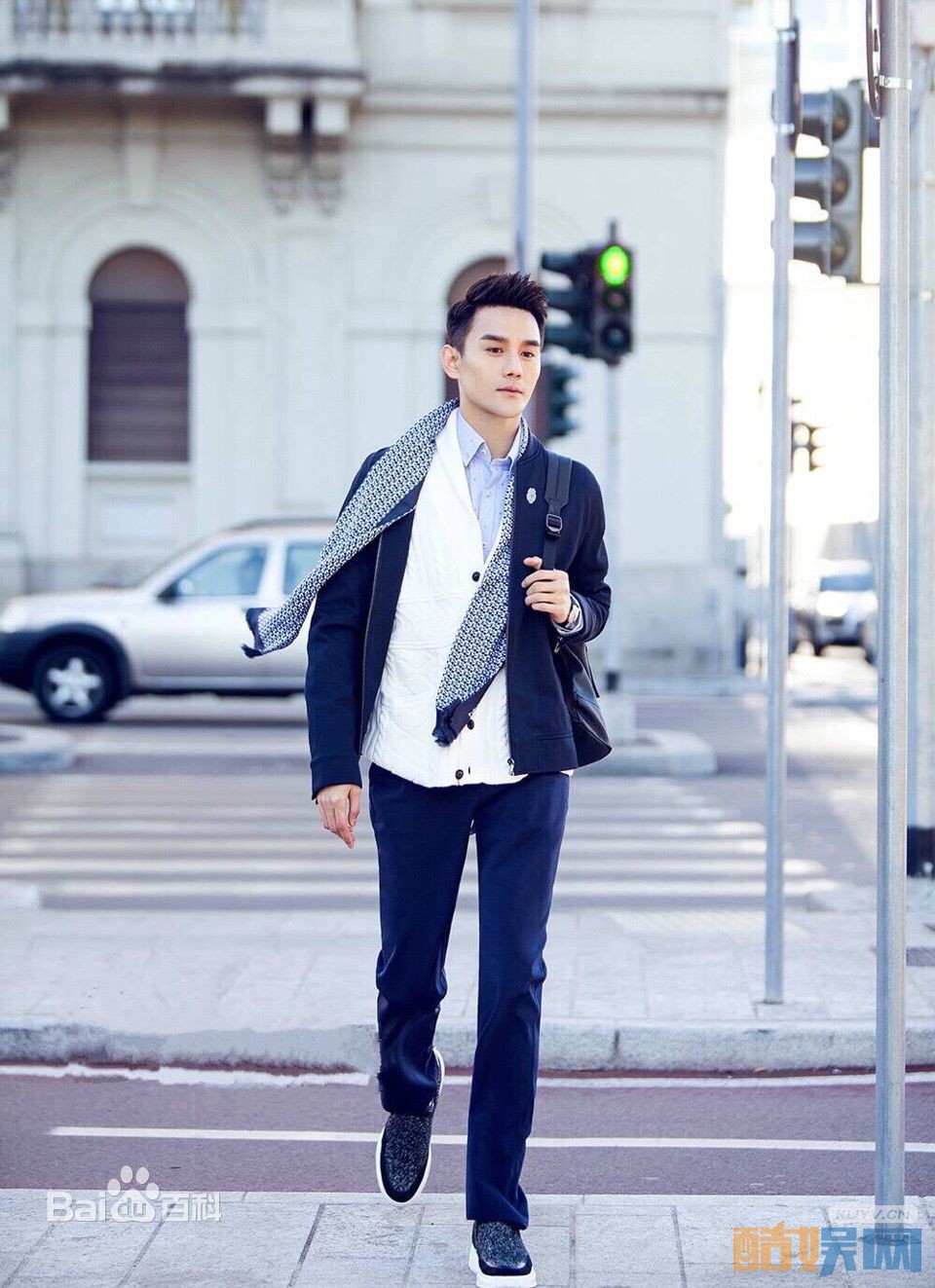 王凯随性街拍时刻