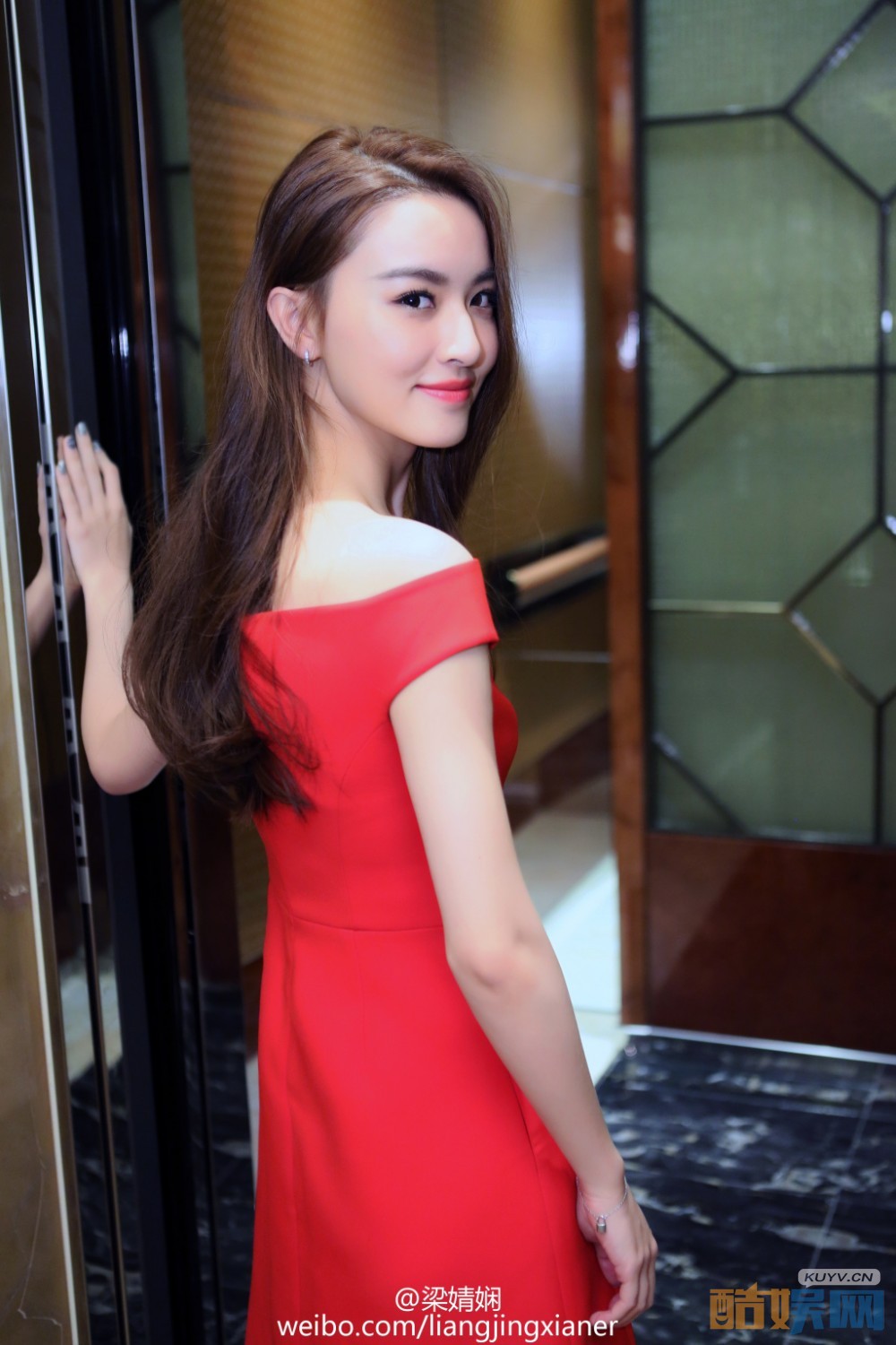 大唐荣耀何灵依扮演者梁婧娴海量写真生活照欣赏
