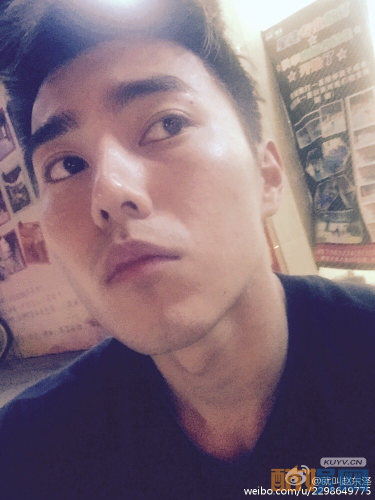 大唐荣耀叶护扮演者赵东泽写真生活照