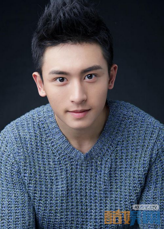 云巅之上柯洛是谁演的？云巅之上柯洛扮演者张哲瀚个人资料、写真美照欣赏