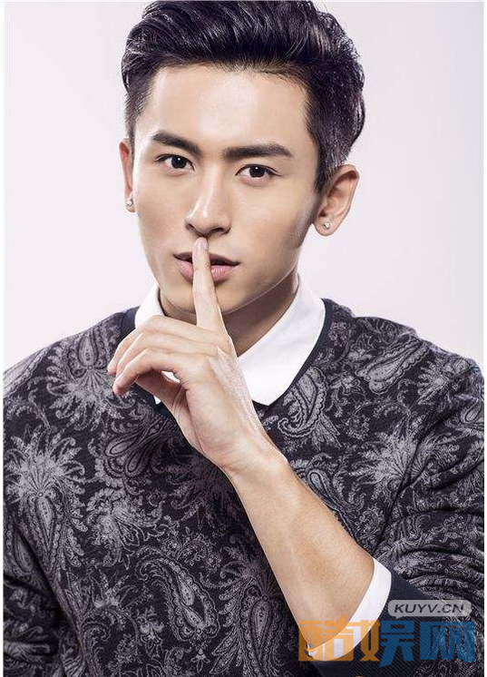 云巅之上柯洛是谁演的？云巅之上柯洛扮演者张哲瀚个人资料、写真美照欣赏
