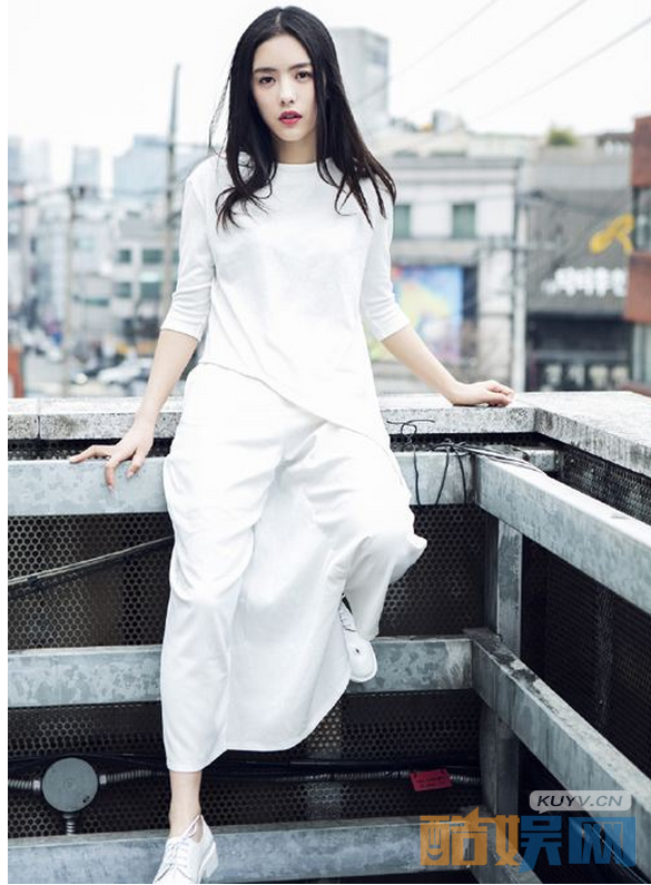 云巅之上左左是谁扮演的？云巅之上左左扮演者蔡文静个人资料、写真、杂志欣赏