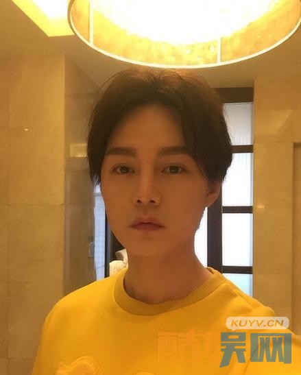尹正生活照