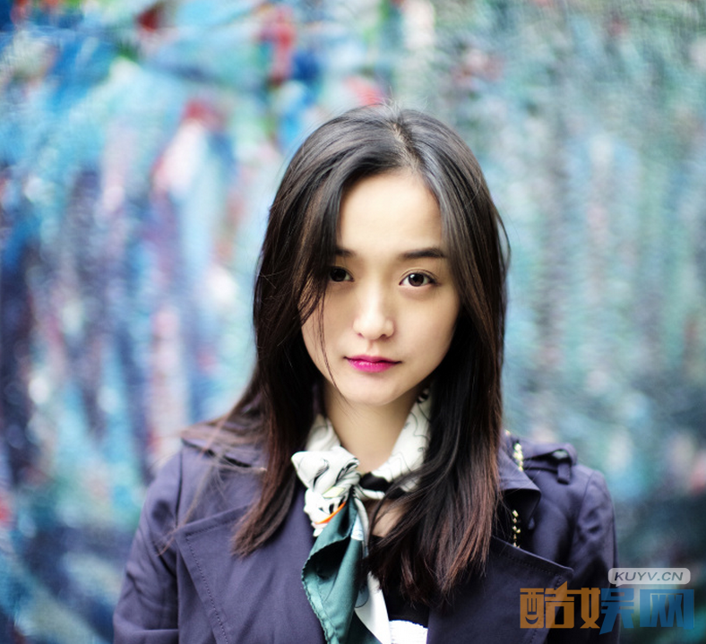 云巅之上沈嫣是谁扮演的？云巅之上沈嫣扮演者何泓姗个人资料、写真、杂志欣赏