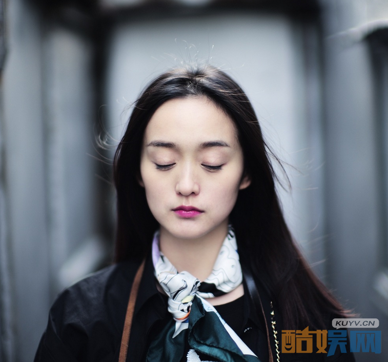 云巅之上沈嫣是谁扮演的？云巅之上沈嫣扮演者何泓姗个人资料、写真、杂志欣赏