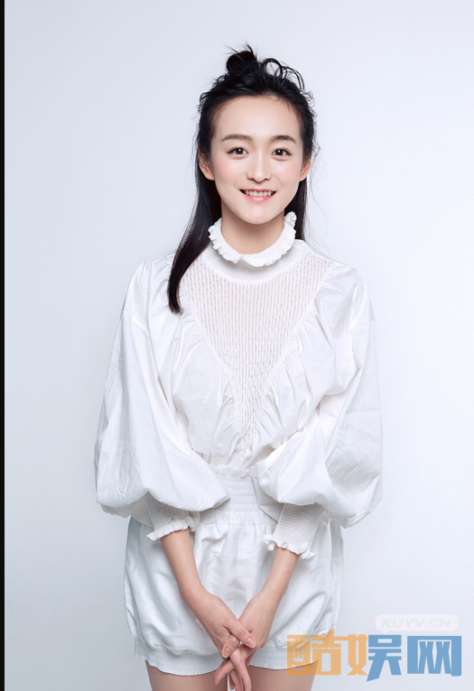 云巅之上沈嫣是谁扮演的？云巅之上沈嫣扮演者何泓姗个人资料、写真、杂志欣赏