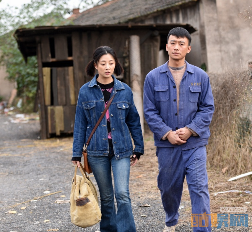 郑奇个人经历   郑奇个人资料简介     郑奇杂志 、写真生活照欣赏  鸡毛飞上天剧照