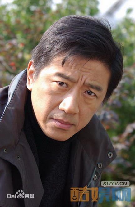 剃刀边缘金三普是谁演的？剃刀边缘金三普扮演者丁勇岱个人资料、写真、生活照欣赏