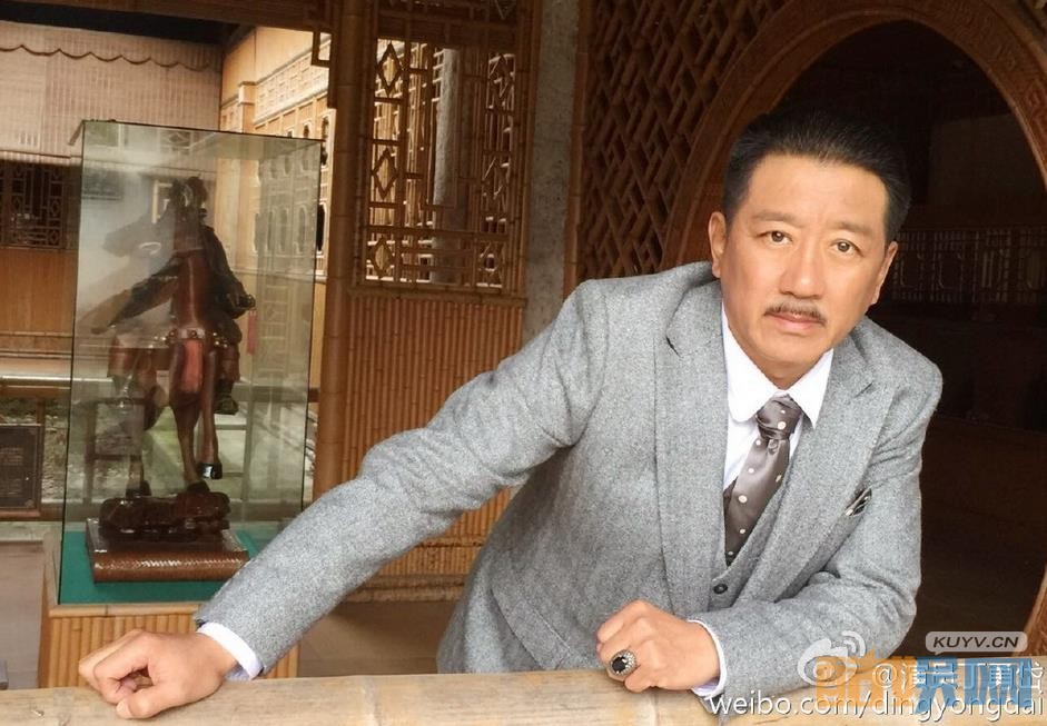 剃刀边缘金三普是谁演的？剃刀边缘金三普扮演者丁勇岱个人资料、写真、生活照欣赏
