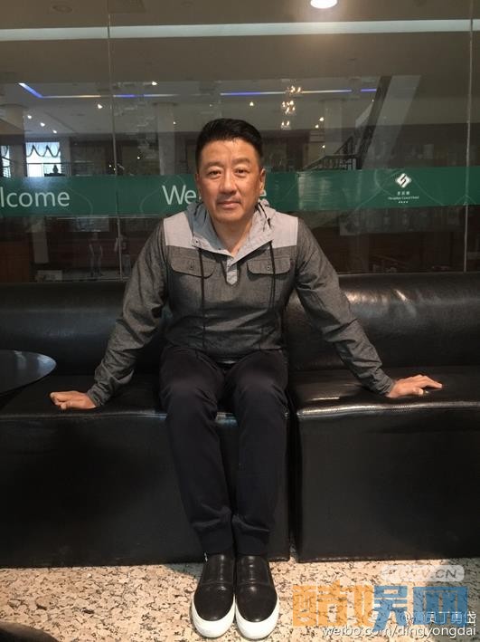 剃刀边缘金三普是谁演的？剃刀边缘金三普扮演者丁勇岱个人资料、写真、生活照欣赏