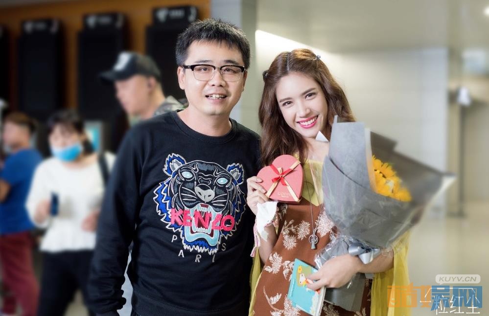 一粒红尘片场照