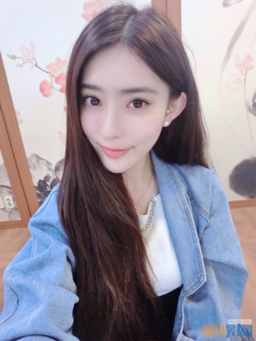 孟子义生活照写真