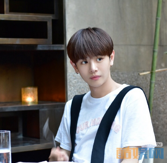 这个世界不看脸仇英树是谁演的？这个世界不看脸仇英树扮演者王新乔个人资料、写真、生活照欣赏