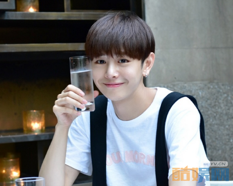 这个世界不看脸仇英树是谁演的？这个世界不看脸仇英树扮演者王新乔个人资料、写真、生活照欣赏