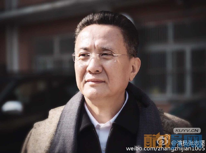 人民的名义高育良是谁演的？人民的名义高育良扮演者张志坚个人资料、写真、生活照欣赏
