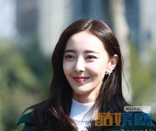 米露个人经历  米露个人资料简介  米露写真、杂志、活动照欣赏