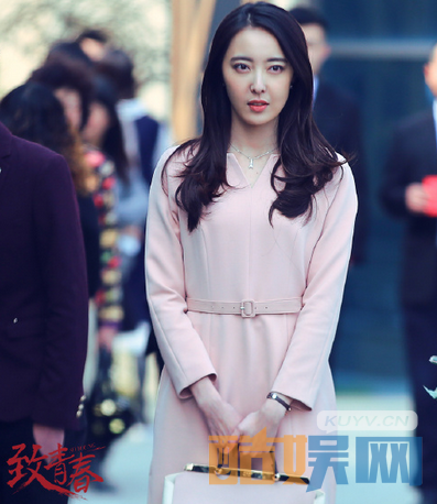 米露个人经历  米露个人资料简介  米露写真、杂志、活动照欣赏