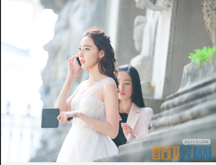 米露个人经历  米露个人资料简介  米露写真、杂志、活动照欣赏