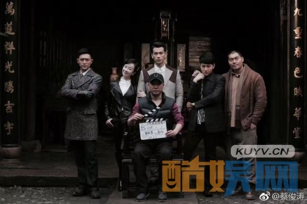 怒放的青春片场照