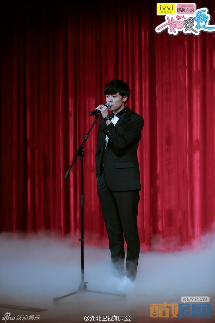 付辛博参加活动写真