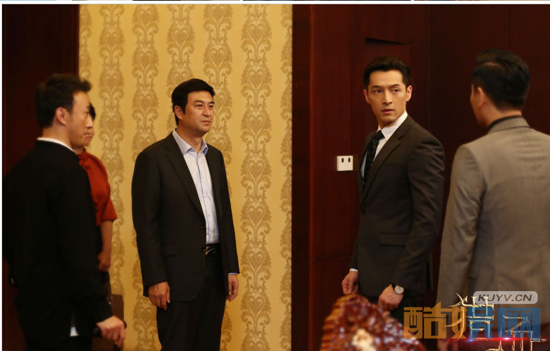 张嘉译个人经历   张嘉译个人资料简介 张嘉译写真、杂志、生活照欣赏  