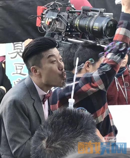 谁的青春不叛逆片场照