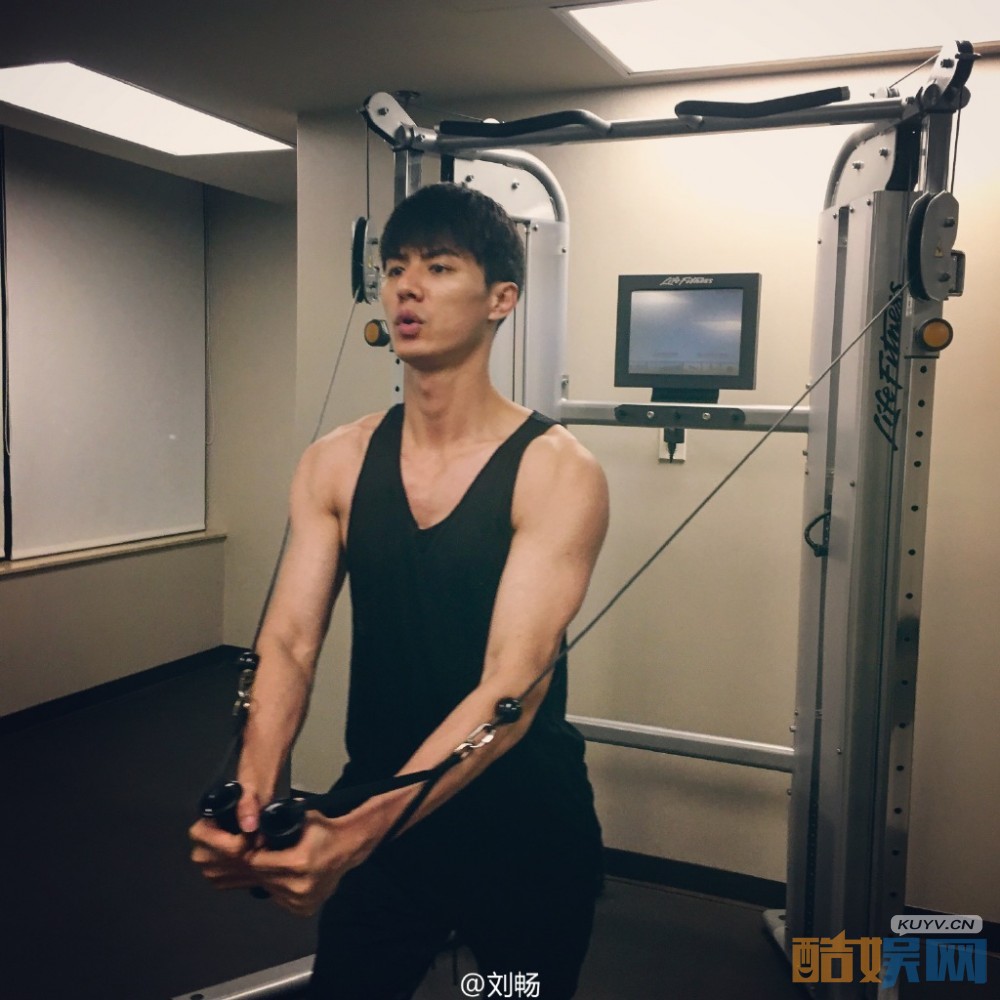 刘畅健身写真