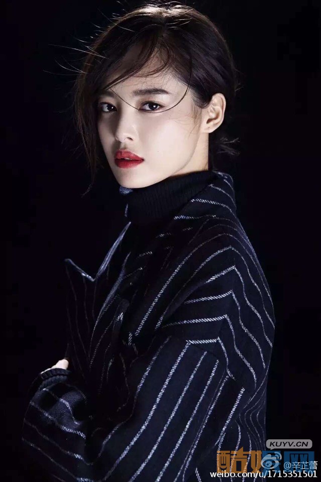 型芷蕾冷艳写真