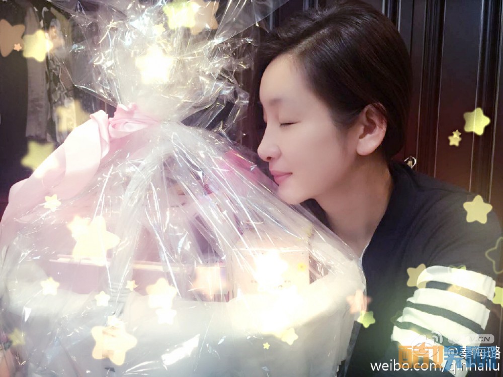  白鹿原仙草是谁演的？白鹿原仙草扮演者秦海璐个人资料、写真、生活照欣赏