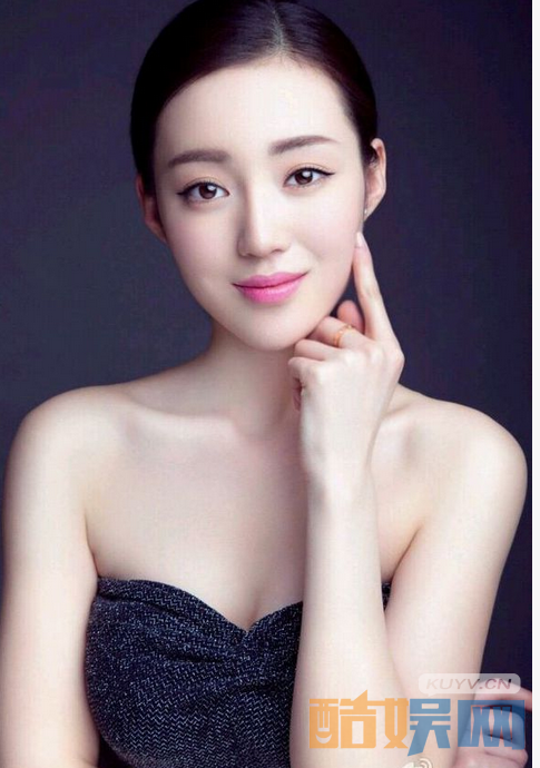 被催眠的催眠师夏曳是谁演的？被催眠的催眠师夏曳扮演者何美璇个人资料、写真、生活照欣赏