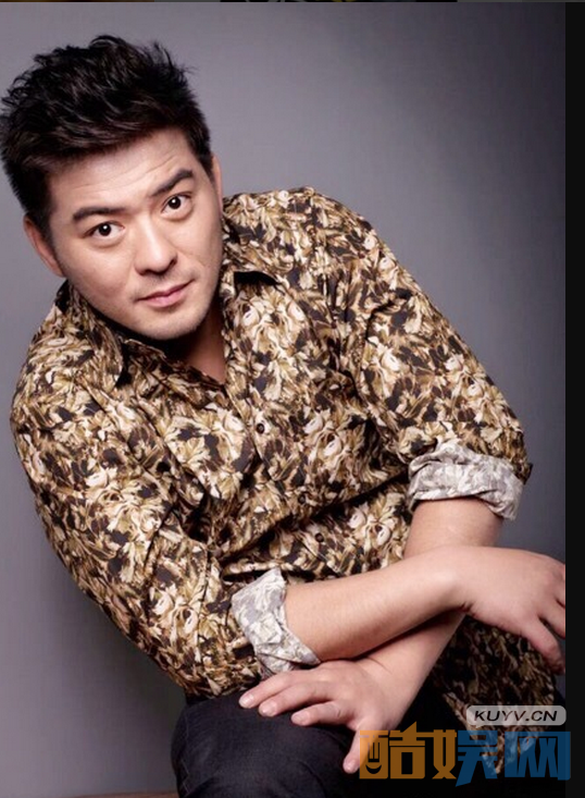 被催眠的催眠师李正阳是谁演的？被催眠的催眠师李正阳扮演者鲍鲲个人资料、写真、生活照欣赏