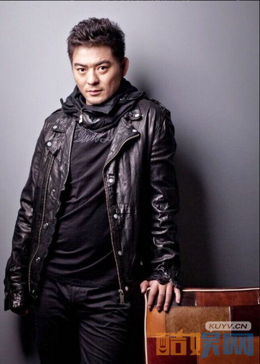 被催眠的催眠师李正阳是谁演的？被催眠的催眠师李正阳扮演者鲍鲲个人资料、写真、生活照欣赏