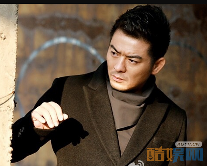 被催眠的催眠师李正阳是谁演的？被催眠的催眠师李正阳扮演者鲍鲲个人资料、写真、生活照欣赏