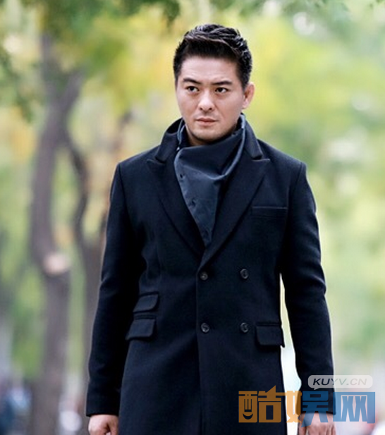 被催眠的催眠师李正阳是谁演的？被催眠的催眠师李正阳扮演者鲍鲲个人资料、写真、生活照欣赏