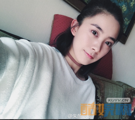 被催眠的催眠师宋奕是谁演的？被催眠的催眠师宋奕的扮演者朱颜曼滋个人资料、写真、生活照欣赏